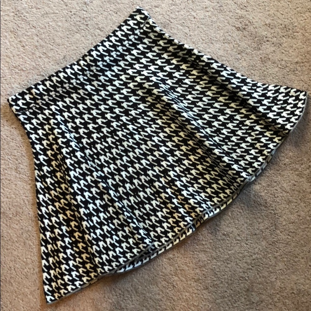 Candie's Houndstooth Knit Skirt Size Small